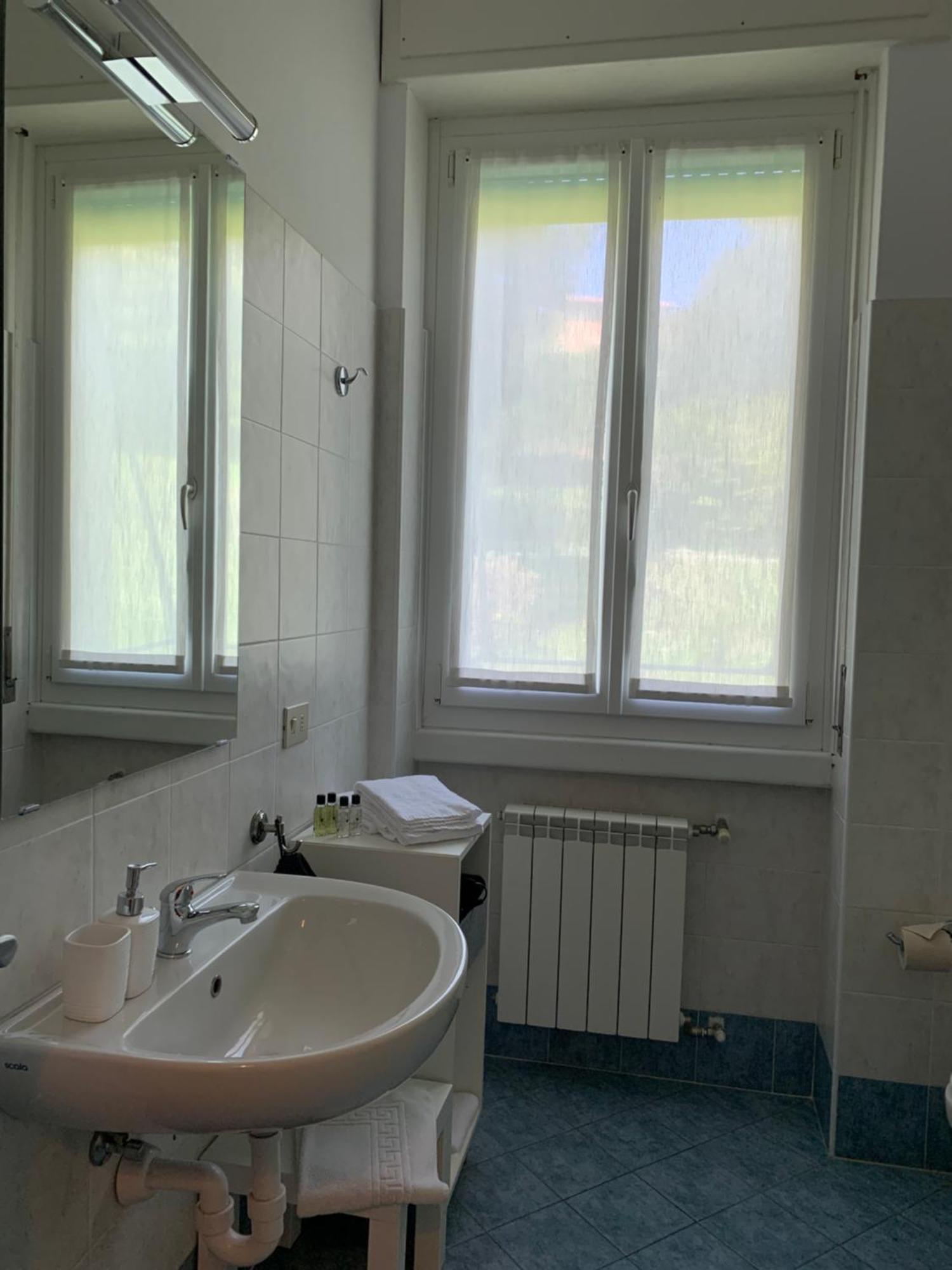 Hotel Loveno Μενάτζιο Εξωτερικό φωτογραφία