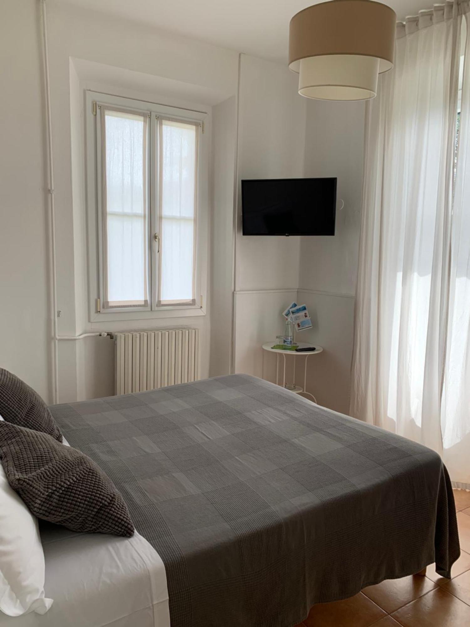 Hotel Loveno Μενάτζιο Εξωτερικό φωτογραφία